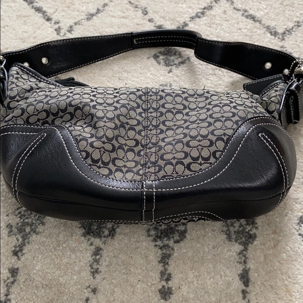 COACH Authentic Shoulder Bag - Picture 3 of 8